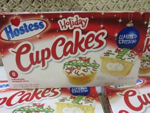 lot 206 image: (B-1) 4 Boxes of Hostess Holiday Cu...