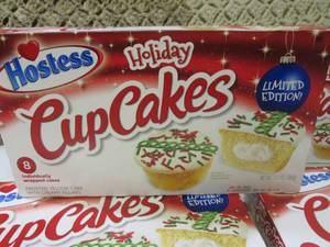 lot 207 image: (B-1) 4 Boxes of Hostess Holiday Cu...