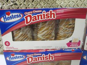 lot 208 image: (B-2) 4 Boxes of Hostess Cherry Dan...