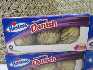 lot 213 image: (B-1) 4 Boxes of Hostess Cream Chee...