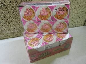 lot 226 image: (B-4) 2 - 6-Packs of Cup Noodles wi...