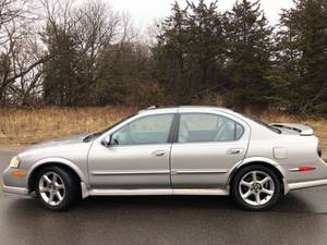 2001 Nissan Maxima SE 20th Anniversary - 2 Owner