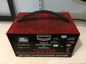 Century Battery Charger  Engine Starter