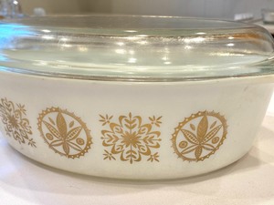Vintage Pyrex Casserole Dish