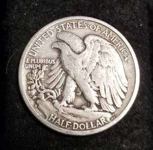 1943-S WALKING LIBERTY HALF DOLLAR