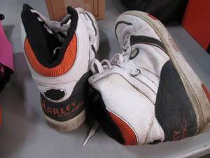 Pair of Mens size 13 Harley Davidso...