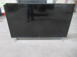 VIZIO 55 Class E-Series 4K (2160P) Ultra HD HDR Smart LED TV E55-F1)