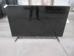 Hisense 50 4K UHD ROKU with HDR - 50R6040E