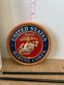 lot 13 image: 5 Marines Garden Stake New