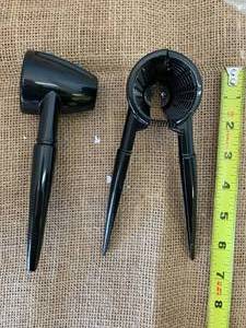 lot 17 image: Nut Crackers