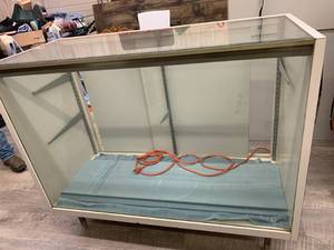 lot 48 image: Glass Display Case - 48 Long x 22 Deep x 40 12 Tall