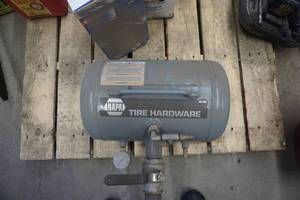 Napa Tire Hardware Model 90-403 Tire Bead Seating Tool Pressure Tank