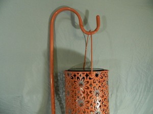 lot 6 image: New 32 inch Solar Lantern with Shepherd Hook