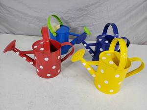 lot 41 image: 4 New Kids Metal Watering Cans