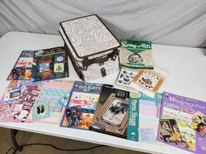 lot 60 image: Thirty-One Organizer with Scrapbooking and Craft Supplies