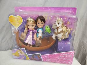 lot 61 image: New Disney Princess Petite Rapunzel Gift Set