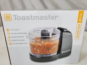 lot 136 image: New Mini Food Processor