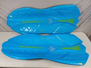 lot 155 image: 2 New High End Snow Sleds