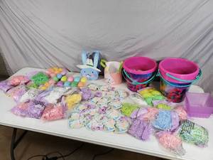 lot 71A image: Assorted New Easter Items