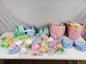 lot 81A image: Assorted New Easter Items