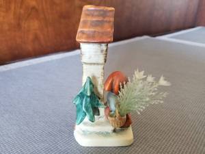 lot 64 image: Hummel Worship figurine, No. 84
