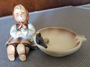 lot 67 image: Hummel Happy Past Time, No. 62
