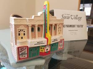 lot 6 image: Snow Village The Parmount Theater No. 5142-0