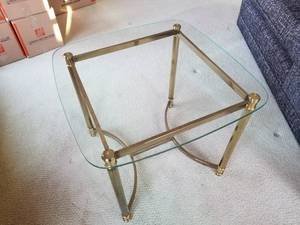lot 56 image: Brass and Glass Lamp Table