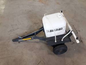 lot 118 image: Lawn Tractor Self-Pumping Sprayer - Needs Work