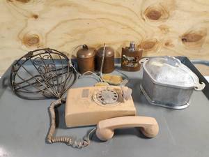lot 131 image: Guardian Service Pot, Rotary Phone and Dcor