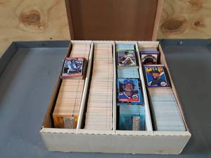 lot 164 image: Large Box of Baseball Cards 1988 & 1989 Donruss