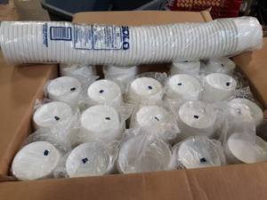 lot 199 image: Case of Approx. (1000) Solo Paper Food Containers