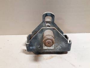 lot 202 image: 2 TON Beam Trolley CM Series 633