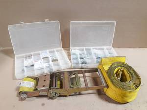 lot 120-09 image: 4 Ratcheting Strap and Parts Organizers