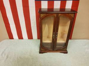 Jewelry storage box