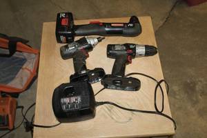 lot 37 image: Lot of (4) Craftsman 19.2V Cordless Tools - Drill 38, Angle DrillDriver 38, Impact Driver, Charging Station