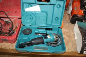 lot 52 image: Makita Grinder 4 with Case GA4030 (new in box)
