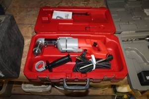 lot 56 image: Milwaukee Heavy Duty Angle Drill 12 with Case 1107-1 (new)