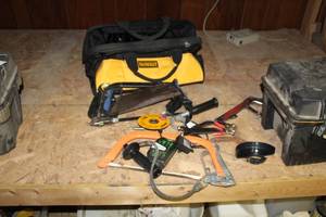 lot 88 image: DeWalt Tool Bag, Hand Tools - Hack Saws, Stay Sharp Bit Set, Miter Saw, Cut-Off Disc, Misc. Hand Tools 20Lx12Wx10H