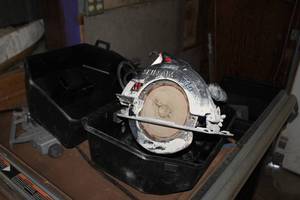 lot 76 image: Skilsaw Circular Saw 7-14 with Case 5155