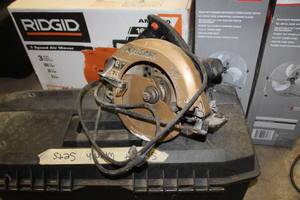 lot 70 image: Skil Skilsaw Circular Saw 7-14 5250