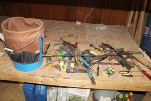lot 90 image: Plastic Bucket with Tool Organizer, Hand Tools - Screwdrivers, Bolt Cutter, Crescent Wrench, Hex Key Set, Putty Knife, Locking Pliers, Ratchet, Misc. Hand Tools