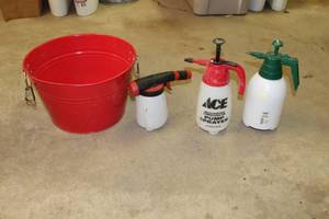 lot 131 image: Metal Pail Red 15Dx9H, Plastic Spray Bottles (x3)