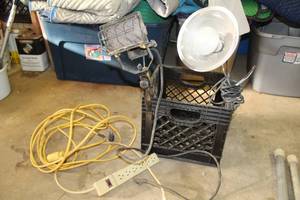 lot 96 image: Shop Work Lights (x2), Plastic Milk Crate, Extra Power Cord, Surge Protector