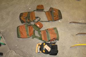 lot 163 image: Lot of (3) Tool Accessories - Bucket Boss Tool Belt (x2), Tough Built Universal Tool Pouch