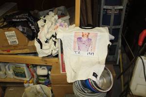 lot 184 image: Lot of (18) Clothing and Bags - T-shirts X-Small (x14), Taylor Swift Bags (x4)