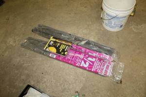lot 230 image: Wrap-On Electric Pipe Heating Cable 13, Pipe Insulation 12 4-pack (x2) (in packaging)