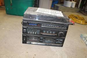 lot 236 image: Panasonic Stereo Music System SG-D16