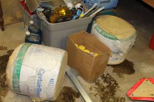 lot 267 image: R-11 Insulation Roll 3-12x15x40 (x2), Foam Sealant Aerosol Can (x6)
