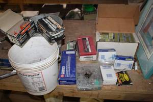 lot 333 image: Lot of Fasteners - Nails, Screws, Staples